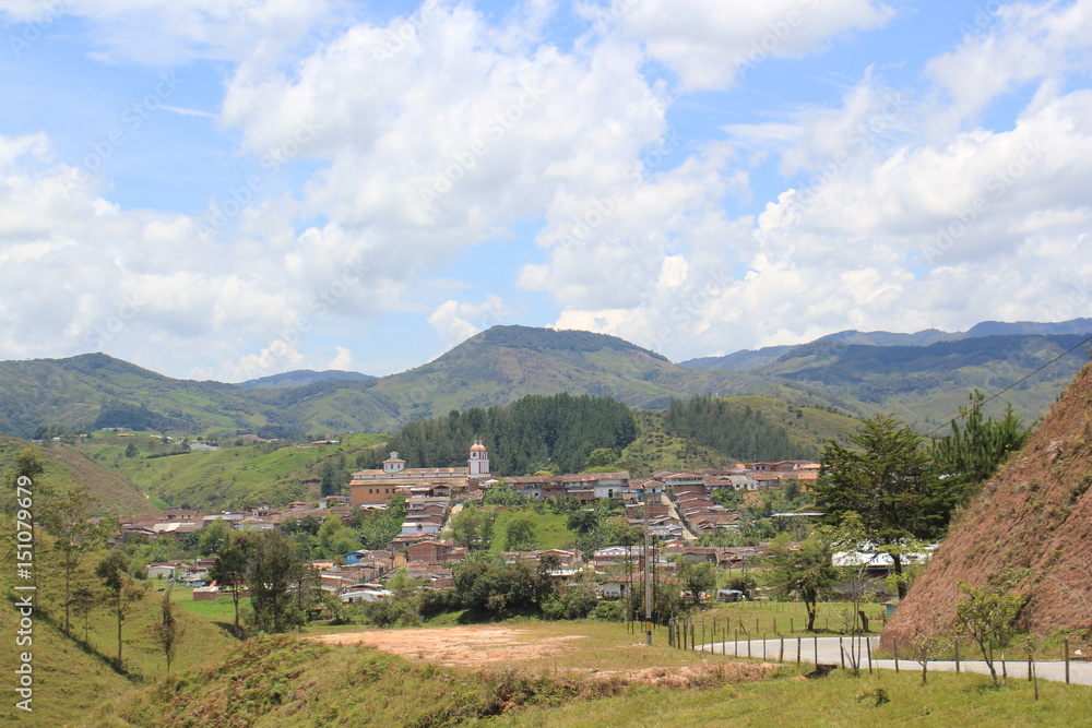 Panorámica del casco urbano. Carolina del Príncipe, Antioquia, Colombia.