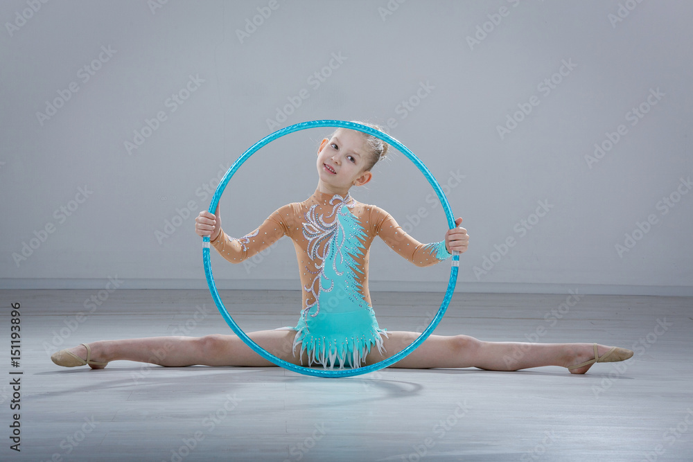 gymsnast girl StockFoto Adobe Stock