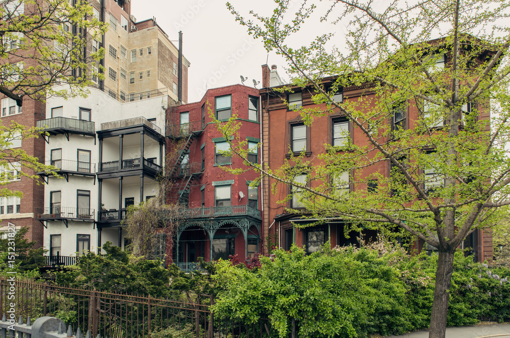 Brownstone townhouse residential street in Brooklyn Heights, New York Brownstone townhouse residential street in Brooklyn Heights, New York