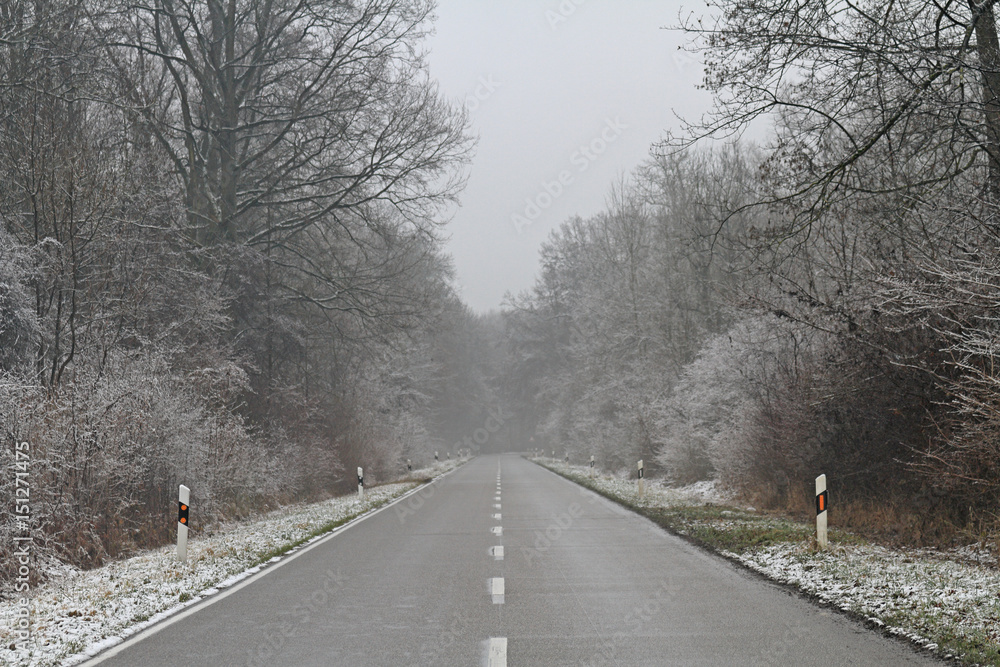 winterliche Landstraße winterliche Landstraße