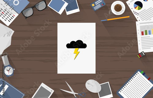 Gewitterwolke - Dokument auf Schreibtisch