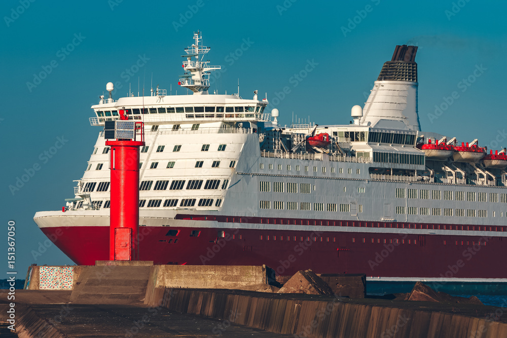 Red cruise liner Red cruise liner