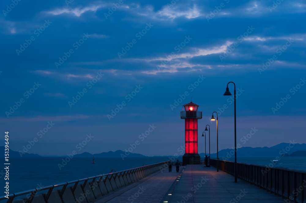 早朝の赤灯台 香川県高松港 Stock Photo Adobe Stock