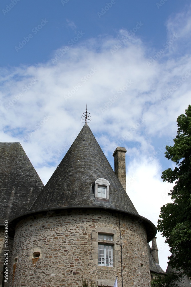 château de Pompadour,haras national,Corrèze,Limousin château de Pompadour,haras national,Corrèze,Limousin