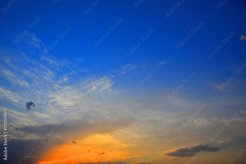 Obraz premium 幻想的な夕焼け空