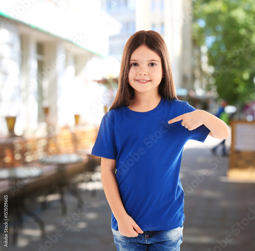 Little girl in blank blue t...