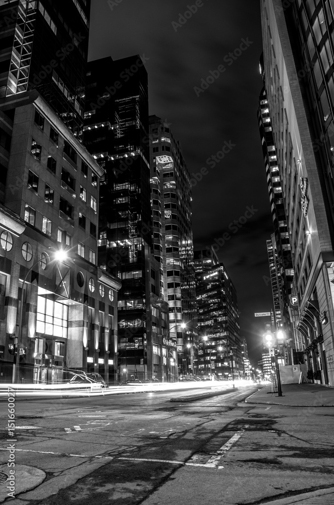 Fototapeta premium Montreal by night.
