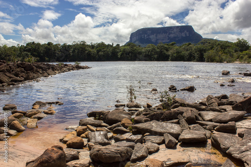 Orillas y tepuy
