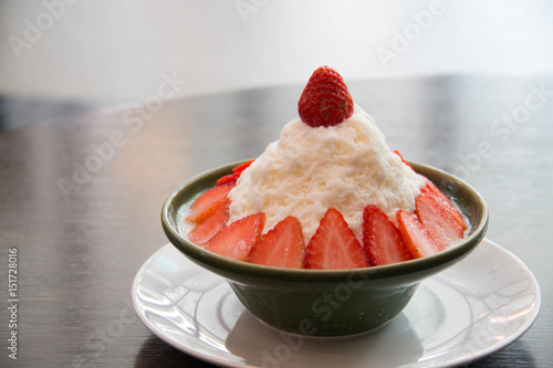  ice milk Korean dessert, bingsu