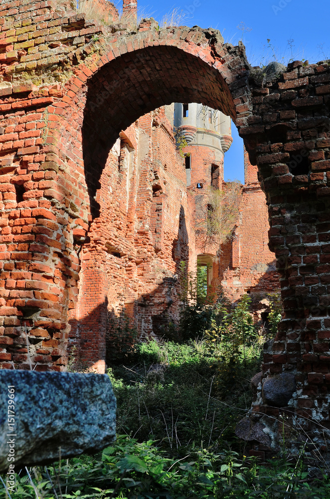 Ruiny pałacu w Runowie Krajeńskim