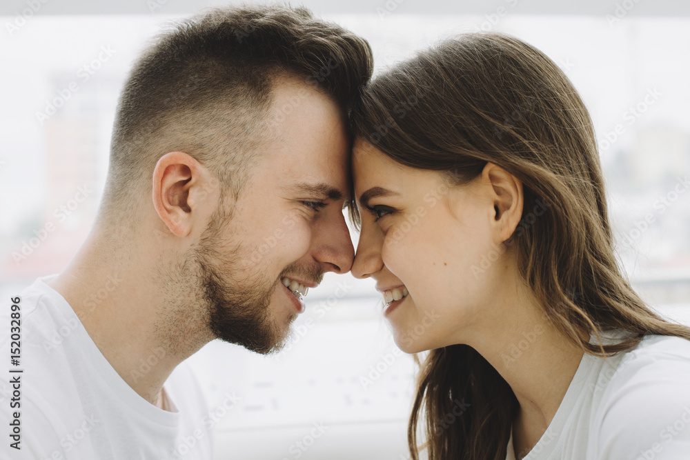 Fototapeta premium Attractive young couple on a date in a cafe