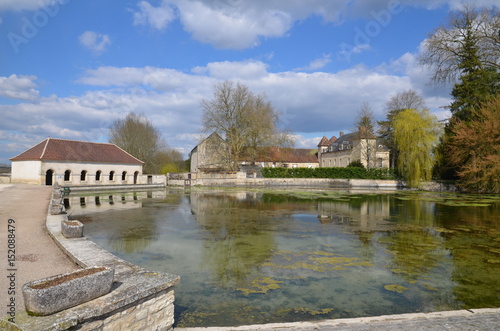 Photos CHÂTEAU ET ÉTANG ARGENTEUIL SUR ARMANCON (bourgogne) FRANCE