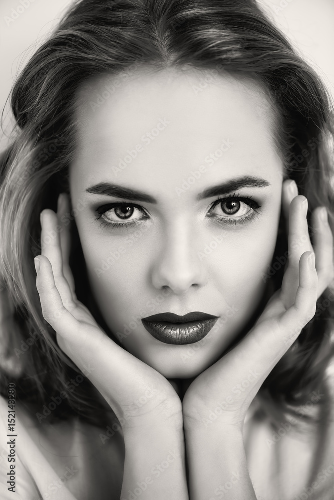 Fototapeta premium close-up female face