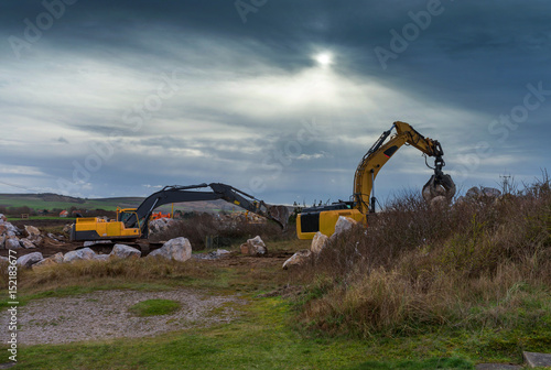 ciel d'orage sur le chantier