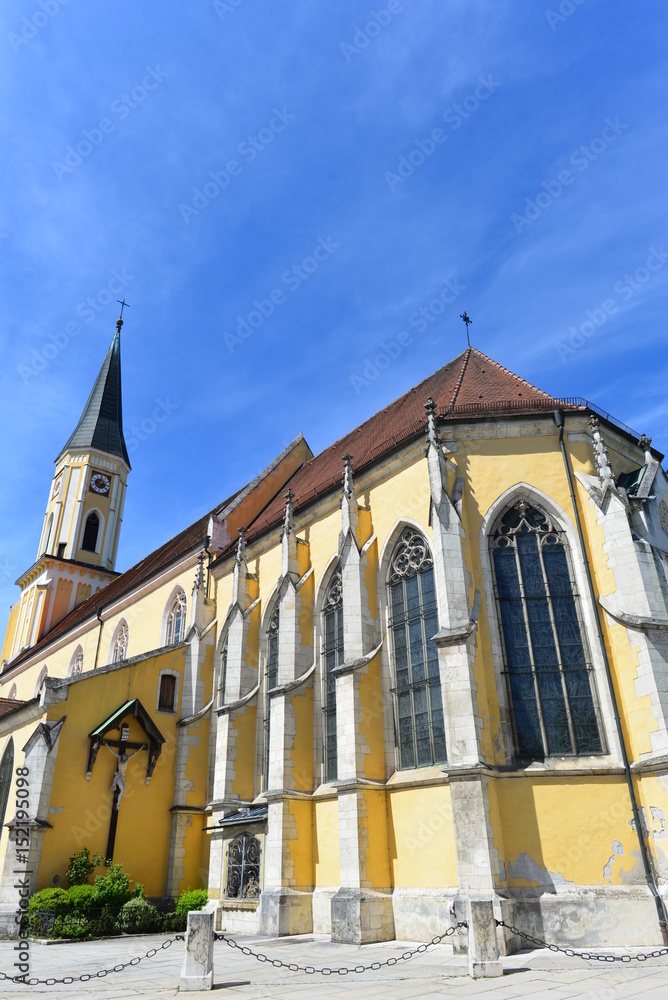 Katholische Pfarrkirche Mariä Himmelfahrt 
Kelheim in Niederbayern