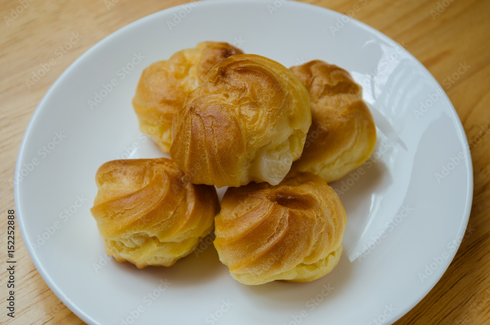 Choux Cream for The Breaking Time of Tea or Coffee. Choux Cream for The Breaking Time of Tea or Coffee.