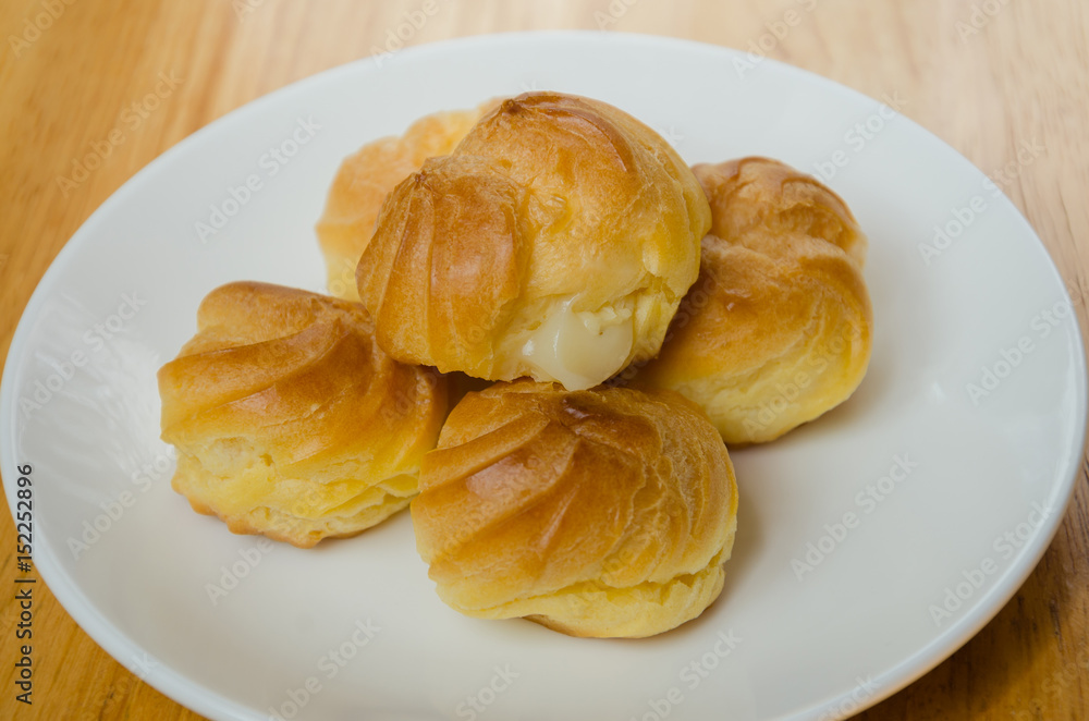 Choux Cream for The Breaking Time of Tea or Coffee. Choux Cream for The Breaking Time of Tea or Coffee.
