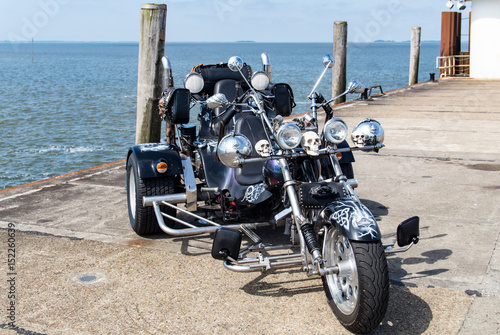 Motorrad an der Nordsee photo