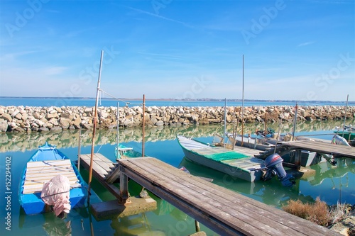 Barche da Pesca - Lagina di Rosolina - Delta del Po - Italia - pontili e barche da pesca photo