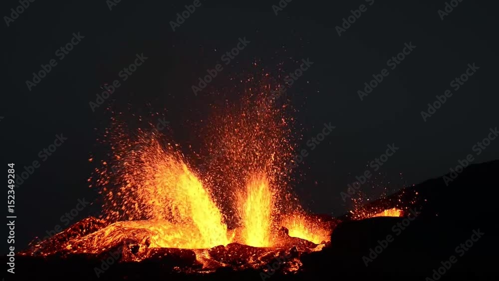 Eruption 2016 du PITON DE LA FOURNAISE Eruption 2016 du PITON DE LA FOURNAISE