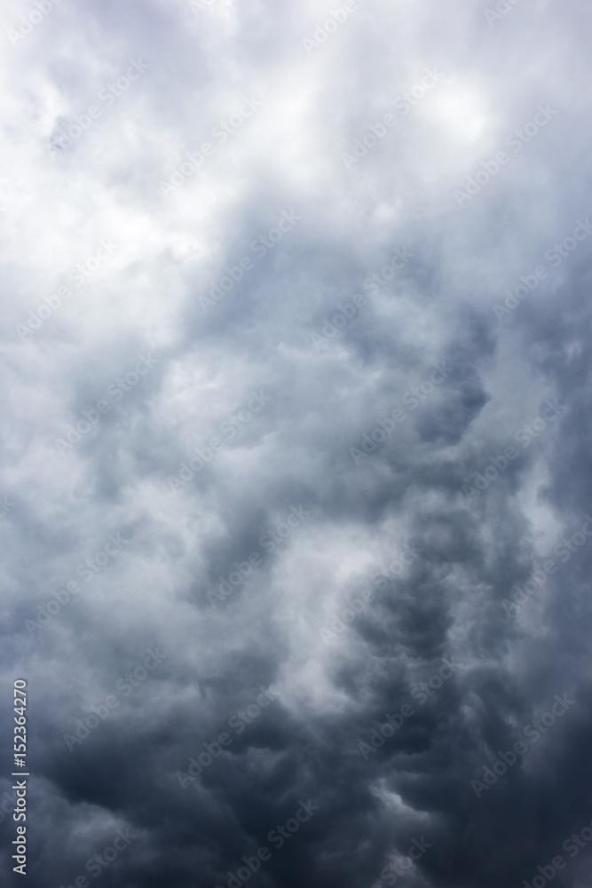 Fototapeta premium dark sky with clouds close-up