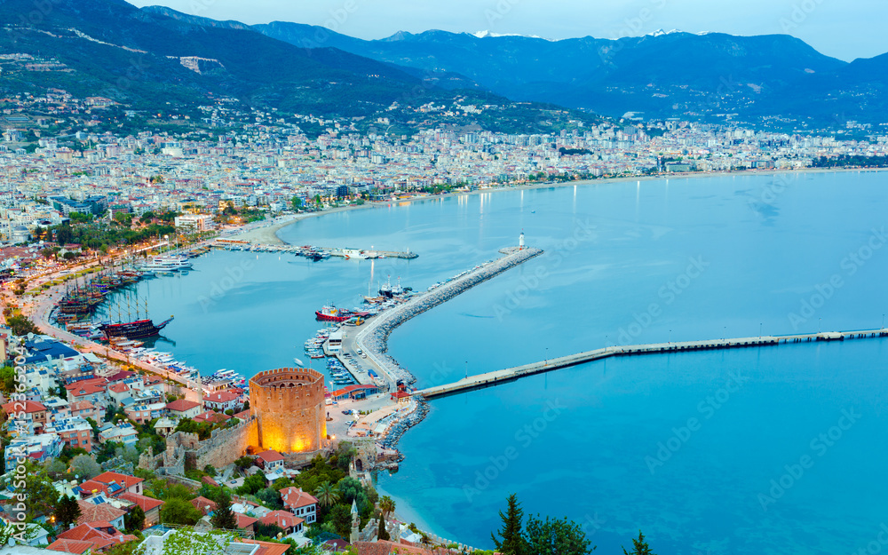 Εκτύπωση καμβά Aerial sunset view of Alanya, Turkey