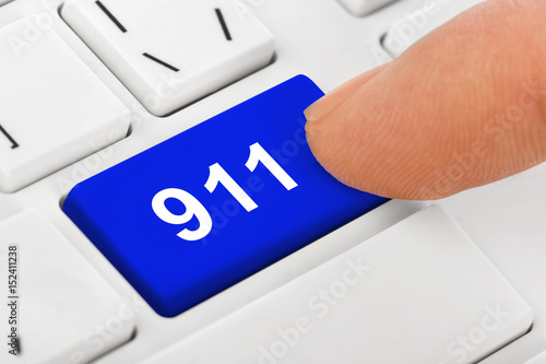 фотографія Computer keyboard with 911 key