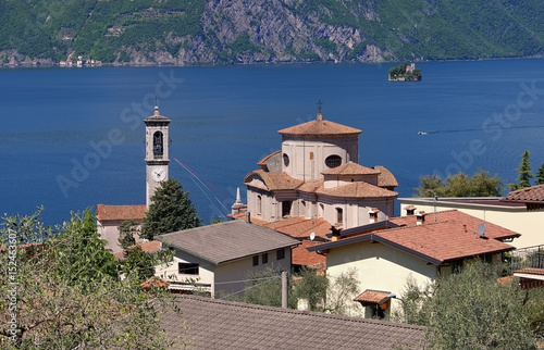 Sale Marasino Chiesa di San Zenone am Iseosee - Sale Marasino Chiesa di San Zenone on Iseo lake, Lombardy