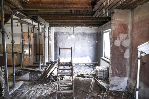 Sanierung * Wohnzimmer Kernsanierung2
