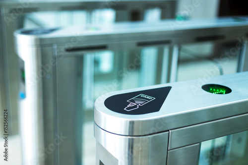 Cuadro en lienzo electronic access equipment