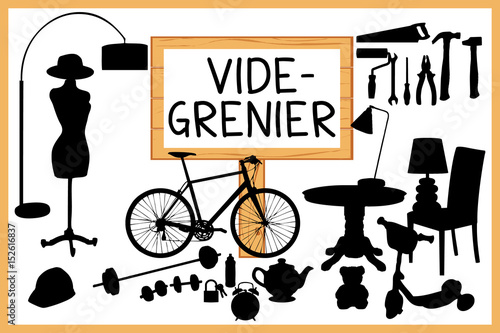 Vide grenier illustration. Panneau en bois et cadre beige.