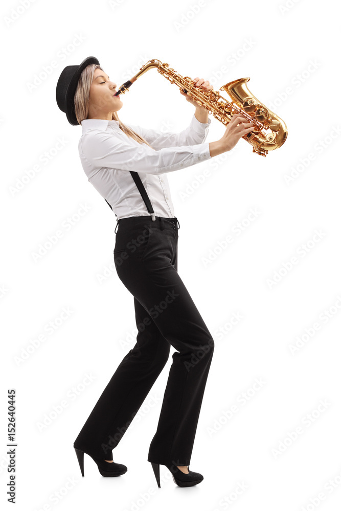 Naklejka premium Female jazz musician playing a saxophone