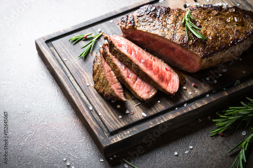 Obraz na plátně Grilled beef steak