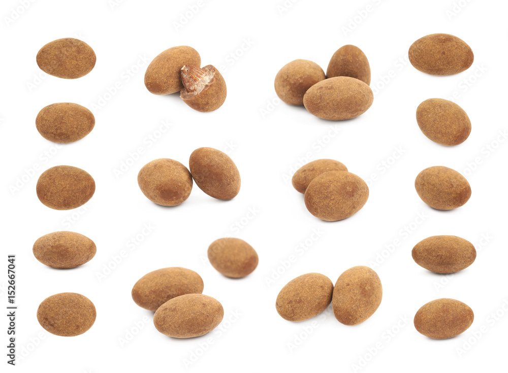 Obraz premium Chocolate coated almond nut isolated
