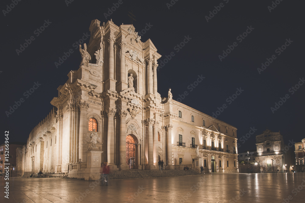 Duomo di Siracusa di sera, Ortigia, Sicilia