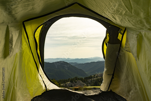 zirvenin doruklarında çadır kampı