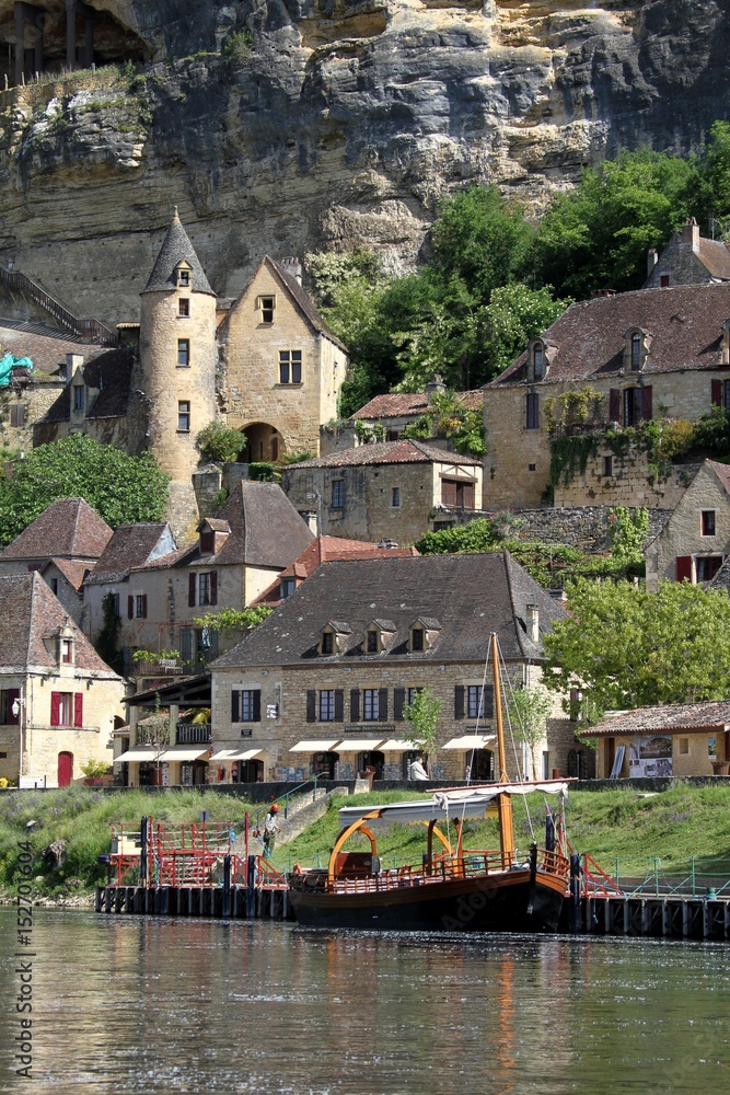 village de la Roque-Gageac sur la Dordogne,pays Sarladais,Périgord noir