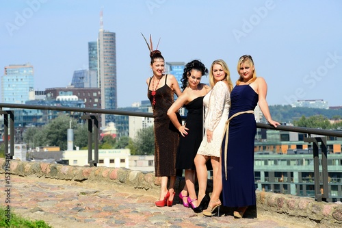 Obraz na płótnie Beautiful girls in Vilnius town Gediminas castle hill w salonie