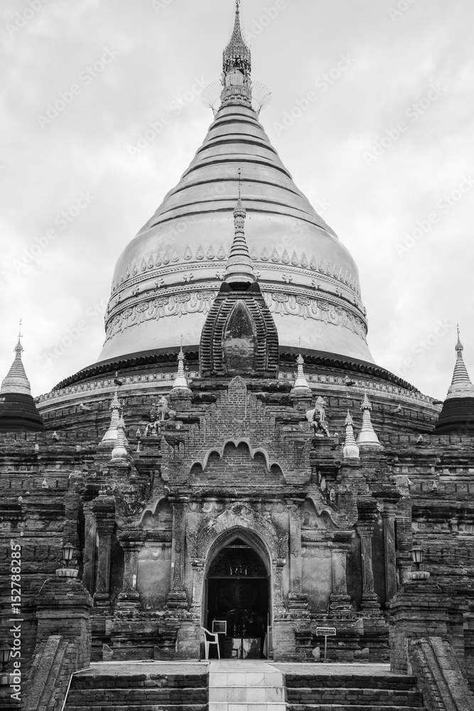 Black and white photo of Burmese temple in Bagan