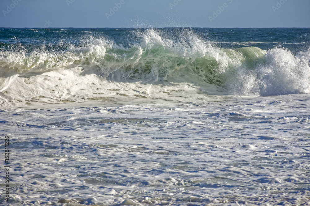 Fototapeta premium Wave crashing at Ipanema beach in Rio de Janeiro