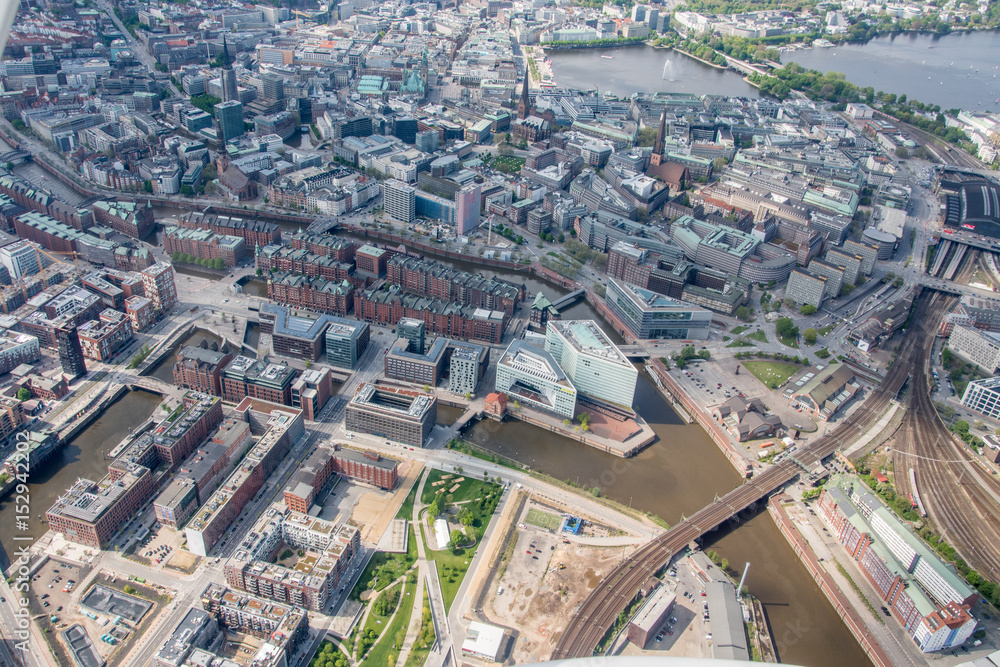Fototapeta premium Hamburg Panorama fome above