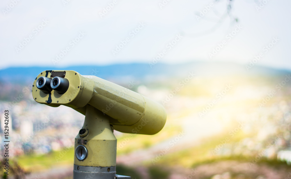 Binoculars are available for touris On the point of view . Binoculars are available for touris On the point of view .