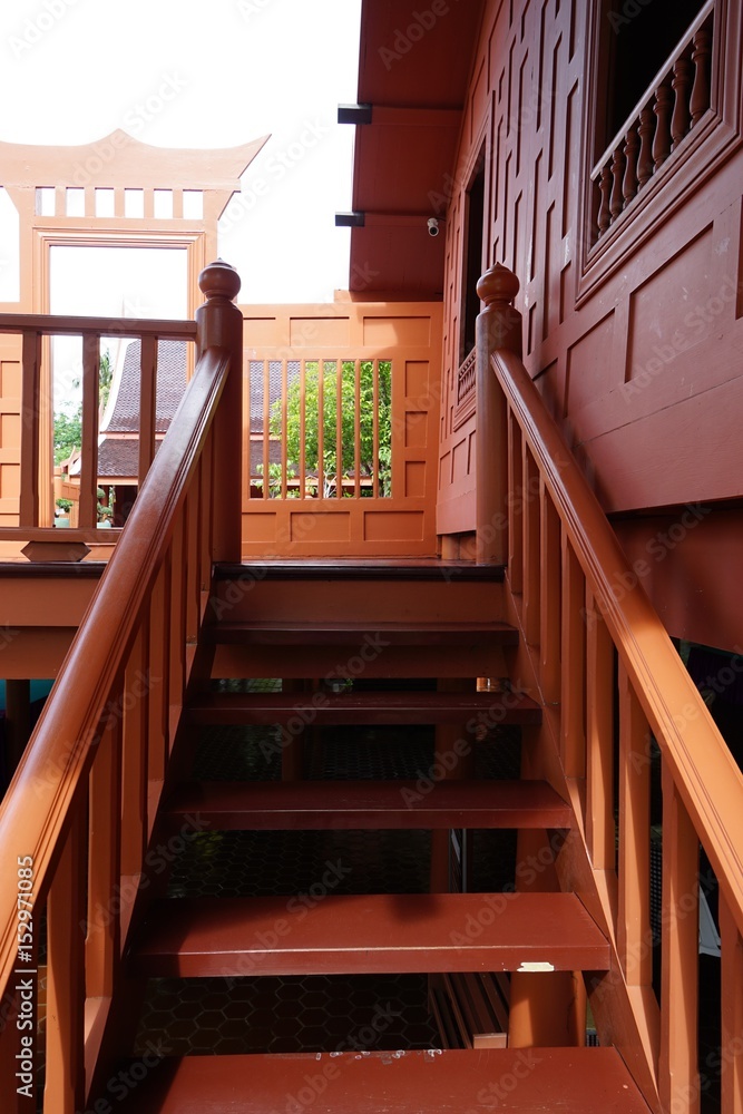 The ancient house is made of wood, not a nail, it is an old artisan work in the Ayutthaya period of Thailand. The ancient house is made of wood, not a nail, it is an old artisan work in the Ayutthaya period of Thailand.