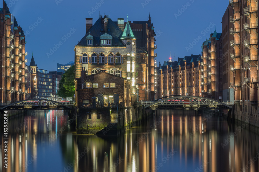 Fototapeta premium Speicherstadt in Hamburg