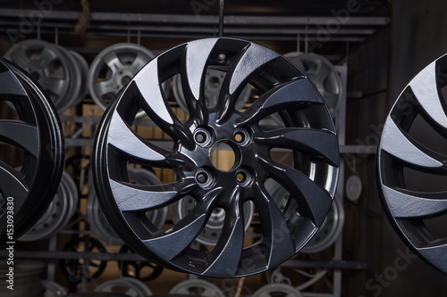 Drying of black disks after powder coating