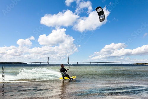 Kitesurfen auf der Ostsee in Dänemark