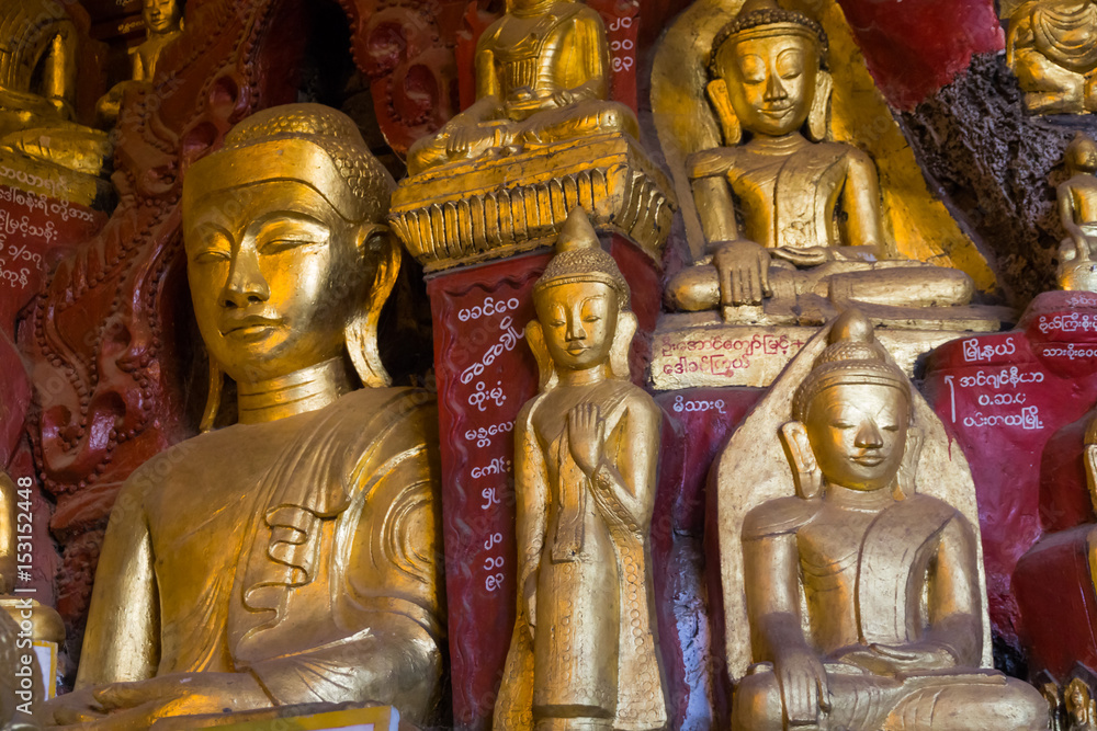Buddhas in Pindaya caves