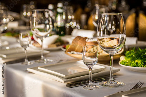 Serving banquet table