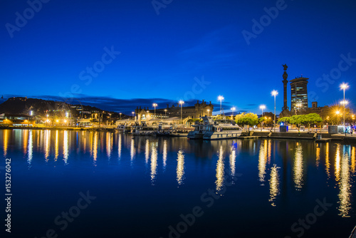 Puerto de Barcelona, España