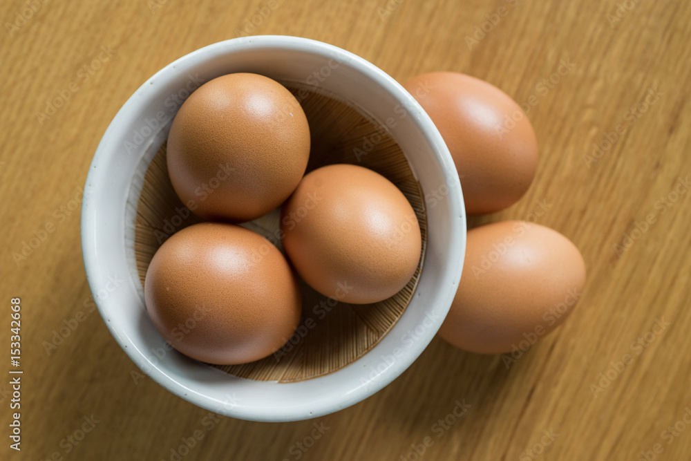 Fresh eggs Fresh eggs